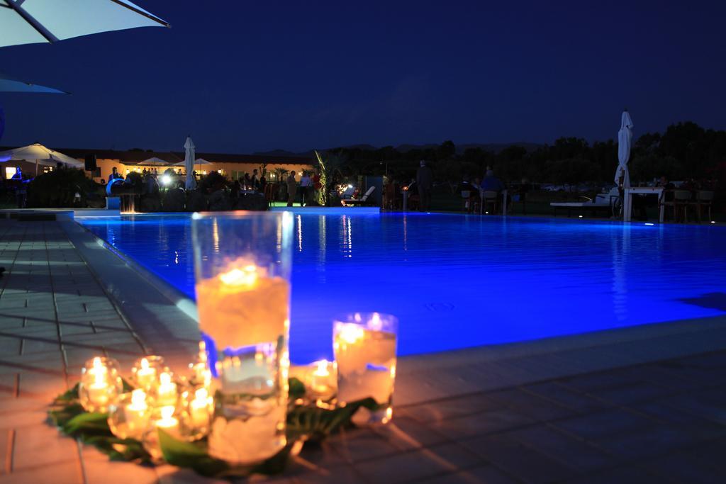 Country Resort Capo Nieddu Santa Caterina Di Pittinuri  Luaran gambar