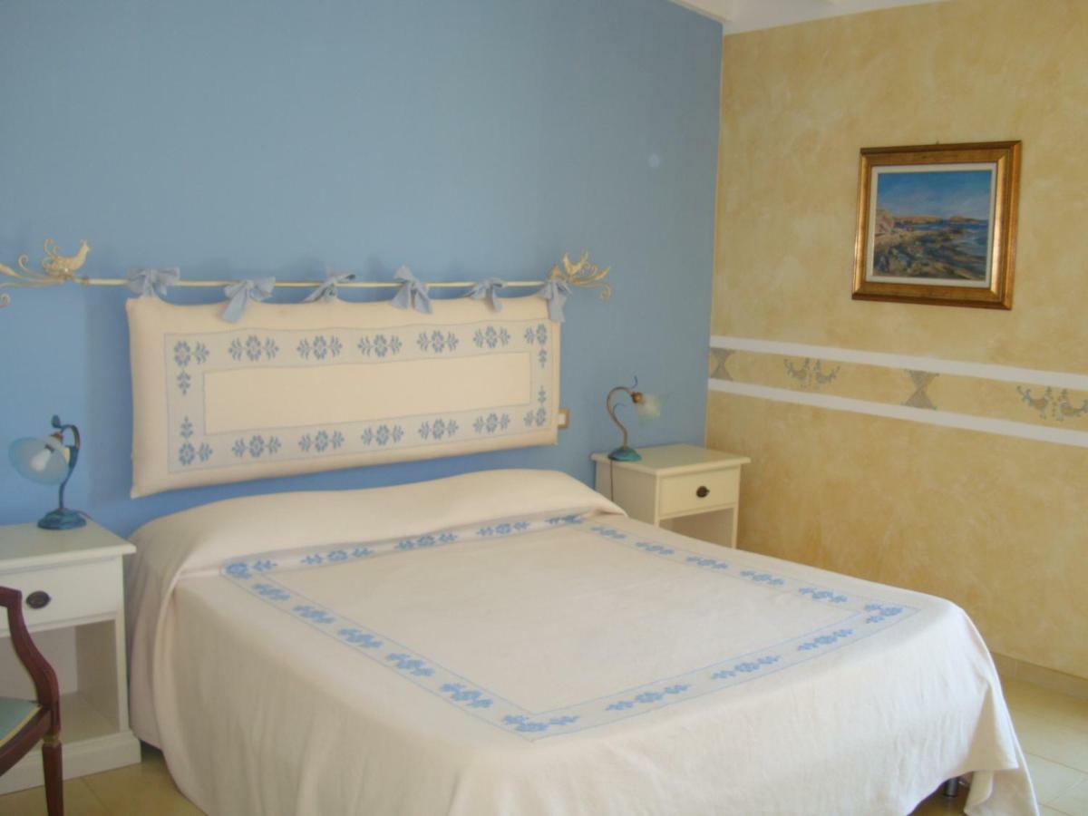Country Resort Capo Nieddu Santa Caterina Di Pittinuri  Luaran gambar